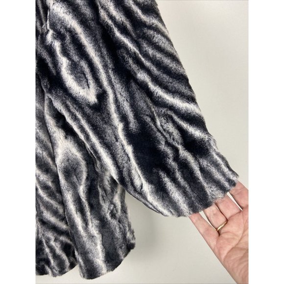 ALFRED DUNNER Grey Black Animal Print Faux Fur Coat 3/4 Sleeve Jacket Plus 18W - Picture 4 of 8